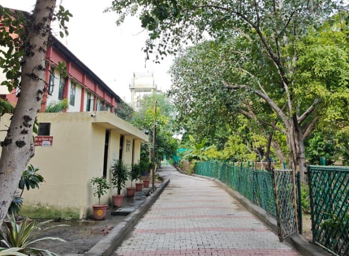 Shyam Lal College Campus photo 16